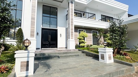 BRAND NEW AMERICAN SYTLE DENGAN SWIMMING POOL DI BINTARO, TANGERANG SELATAN