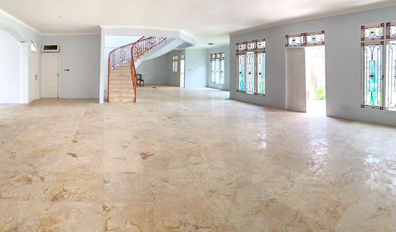 Rumah Mewah di Graha Cinere, akses mudah ke Sawangan Cimanggis