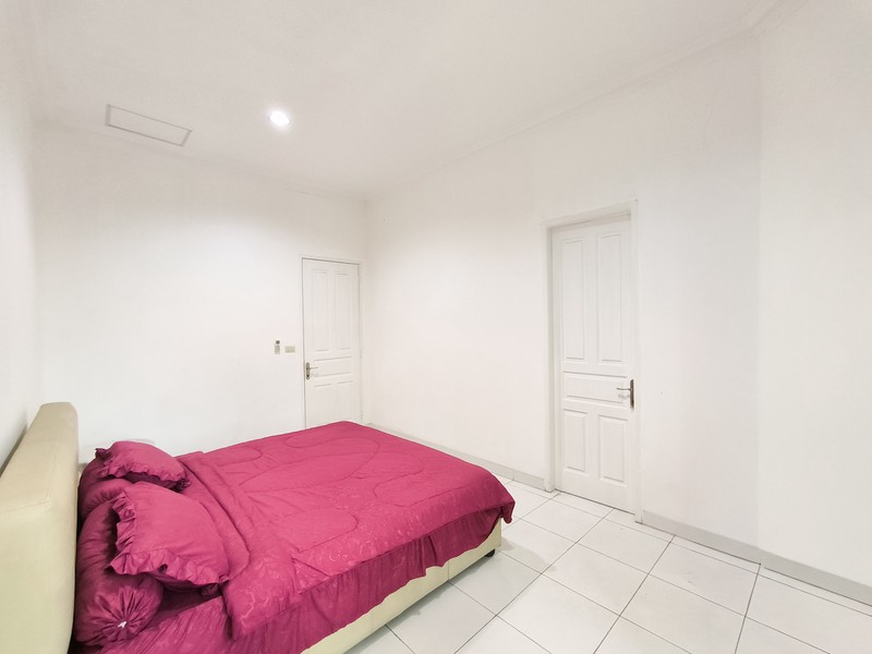 Rumah Bagus Di Taman Kebon Jeruk Jakarta Barat