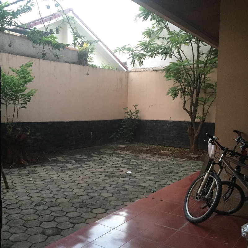 Rumah Bagus Di Jl Beruang Raya Pondok Ranji Tangerang Selatan