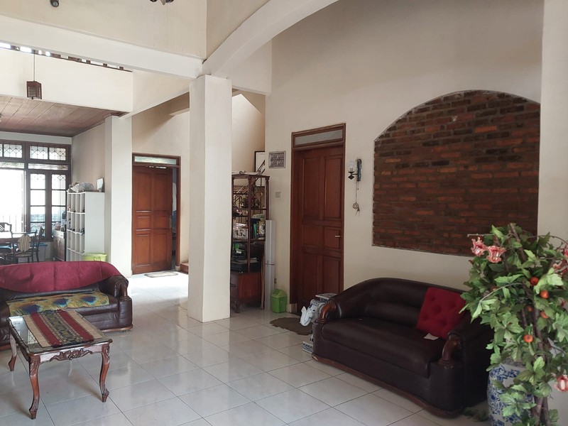 Rumah Bagus Di Jl Beruang Raya Pondok Ranji Tangerang Selatan