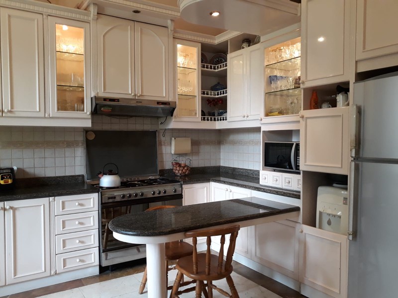 Rumah Hitung Tanah Di Jl Taman Wijaya Kusuma Cilandak Jakarta Selatan