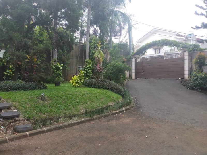 Rumah Hitung Tanah Di Jl Taman Wijaya Kusuma Cilandak Jakarta Selatan