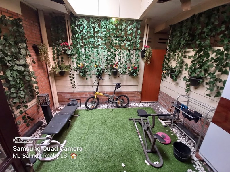 Rumah Strategis Dekat Cihampelas - Cocok Hunian & Investasi