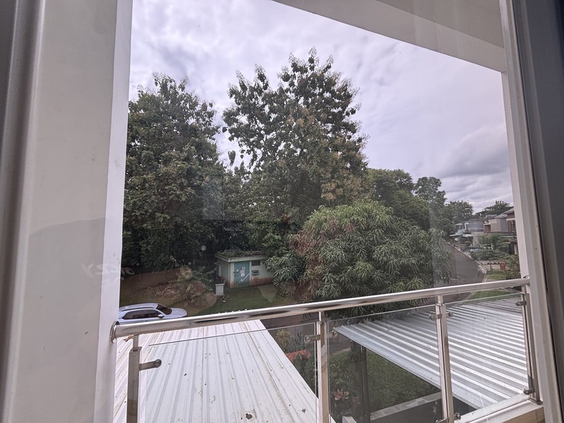 Rumah 2 Lantai Siap Huni di Kota Wisata 