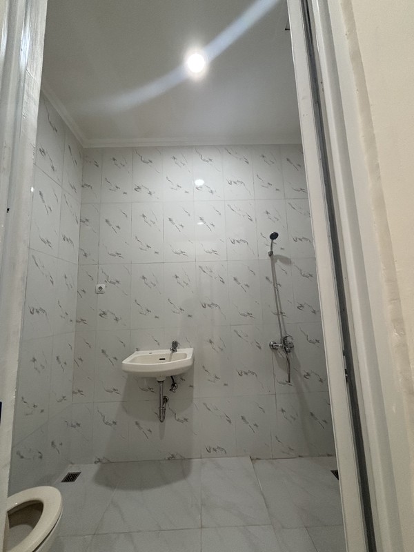 Rumah 2 Lantai Siap Huni di Kota Wisata 