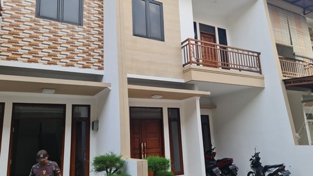 Rumah Bagus Di Pratama Asri Residence Ciledug Tangerang
