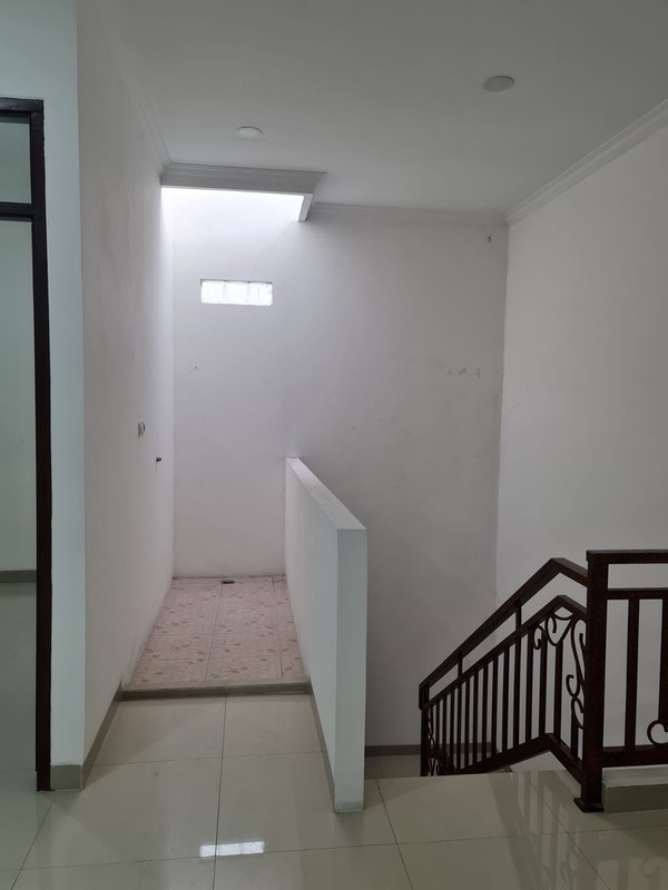 Rumah Bagus Di Pratama Asri Residence Ciledug Tangerang