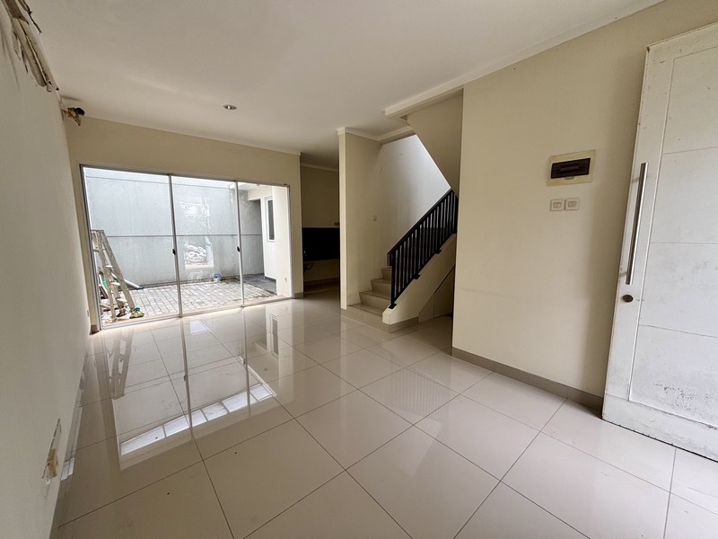 Rumah Minimalis Cantik Dalam Cluster Di Bintaro Sektor 9.