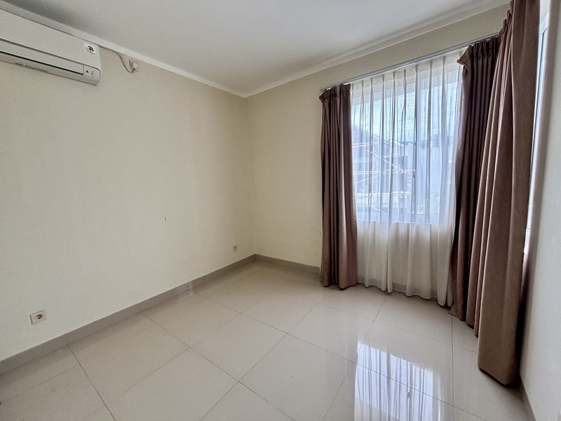 Rumah Minimalis Cantik Dalam Cluster Di Bintaro Sektor 9.