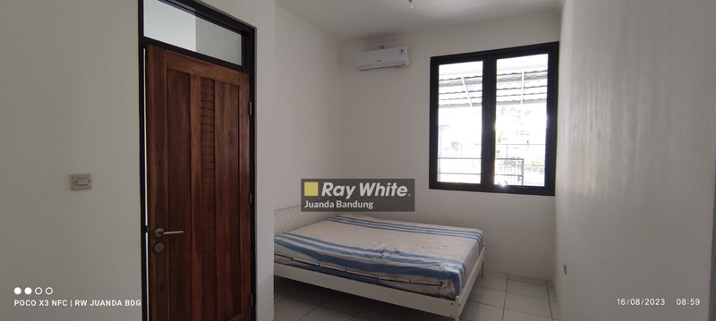 Dijual rumah baru 2 lantai di Sariwangi - Bandung Barat 