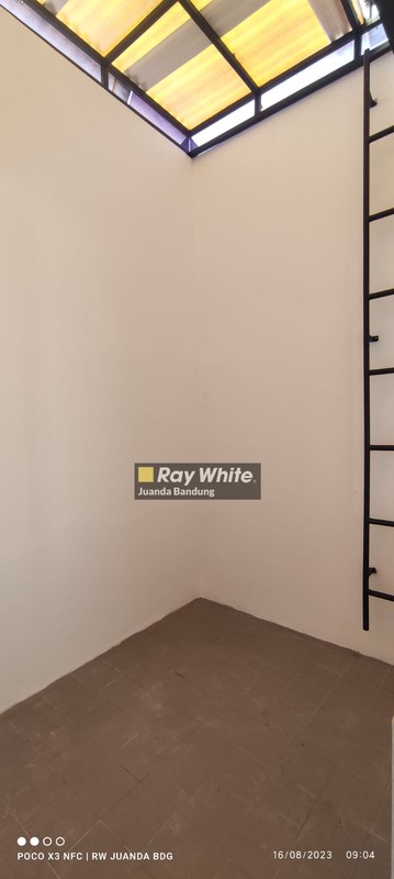 Dijual rumah baru 2 lantai di Sariwangi - Bandung Barat 