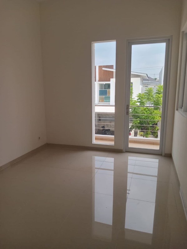 Dijual Rumah Royal Residence Greenwich Baru Gress Wiyung Surabaya Barat