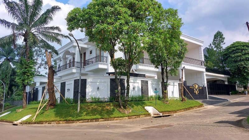 Rumah Mewah Exclusive Cluster Golf Mediterania II Sentul City Bogor