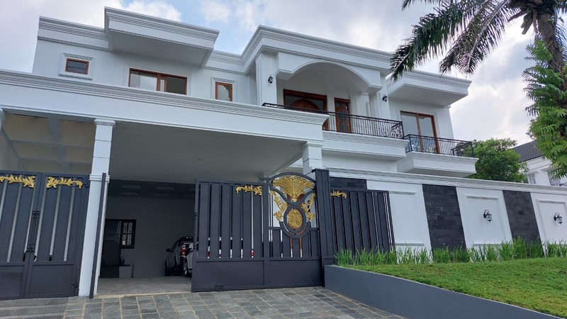 Rumah Mewah Exclusive Cluster Golf Mediterania II Sentul City Bogor