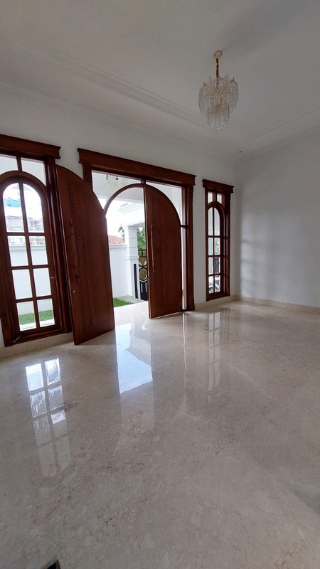 Rumah Mewah Exclusive Cluster Golf Mediterania II Sentul City Bogor