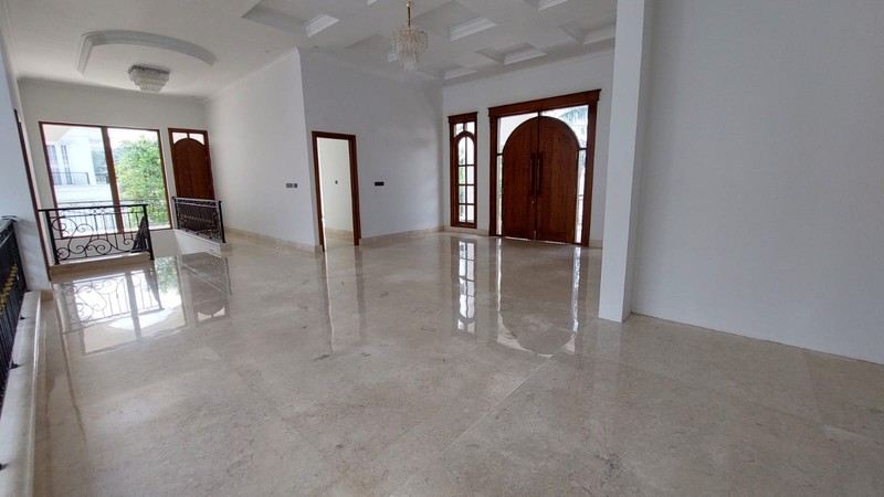 Rumah Mewah Exclusive Cluster Golf Mediterania II Sentul City Bogor