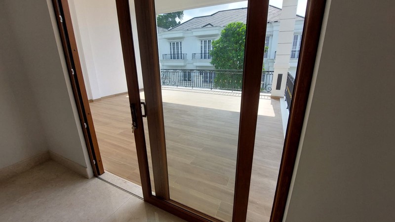 Rumah Mewah Exclusive Cluster Golf Mediterania II Sentul City Bogor