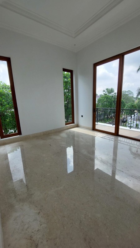 Rumah Mewah Exclusive Cluster Golf Mediterania II Sentul City Bogor