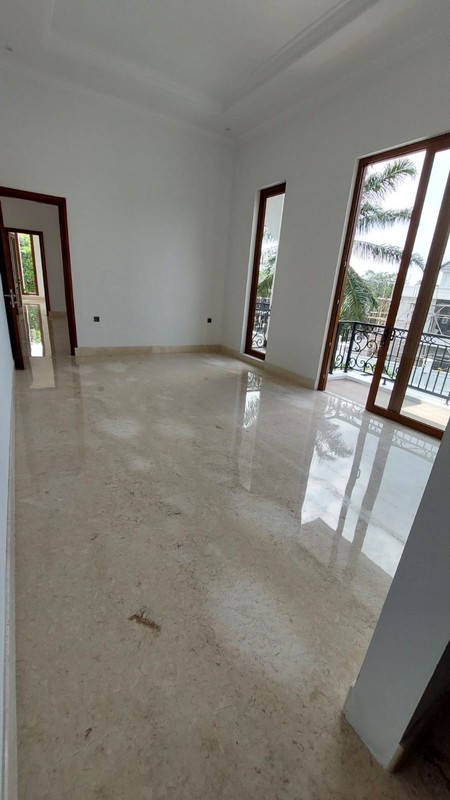 Rumah Mewah Exclusive Cluster Golf Mediterania II Sentul City Bogor