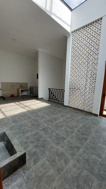 Rumah Mewah Exclusive Cluster Golf Mediterania II Sentul City Bogor