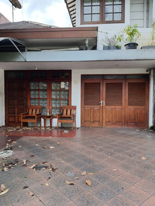 Dijual Rumah Strategis Bisa Untuk Usaha Di Daerah Jl.Cawang Baru Tengah, Jak-Tim