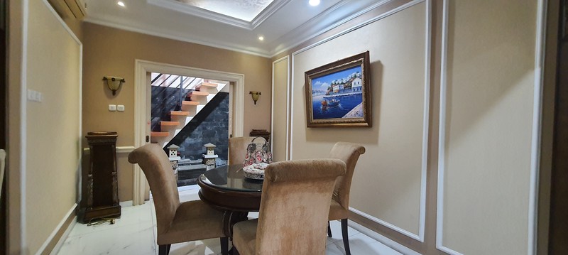 Rumah Nyaman dan Siap Ditempati di Hunian Elite Puri Sriwedari, Cibubur 