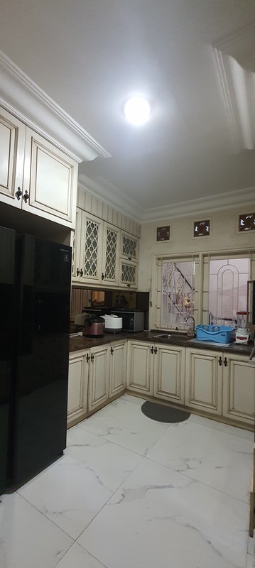 Rumah Nyaman dan Siap Ditempati di Hunian Elite Puri Sriwedari, Cibubur 