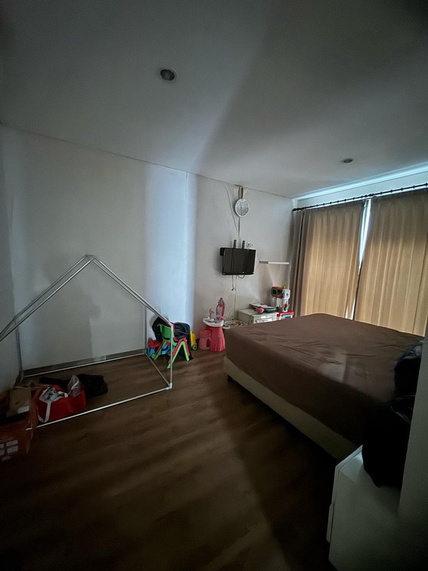 Murah Luas Dijual Rumah Graha Natura Dekat G Walk Citraland, Sekolah Margie, Sekolah Cambridge, Pakuwon Mall, Ptc