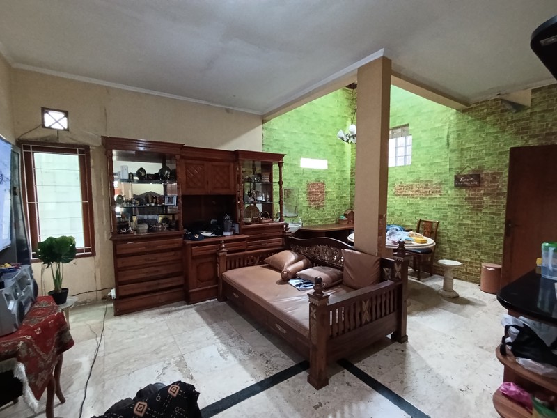 Rumah Mewah 2 Lantai Luas di Komplek Fajar Raya Cimahi - Lingkungan Elite dan Aman 