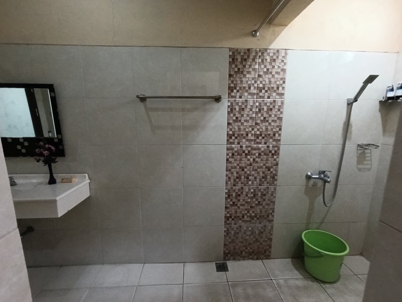 Rumah Mewah 2 Lantai Luas di Komplek Fajar Raya Cimahi - Lingkungan Elite dan Aman 