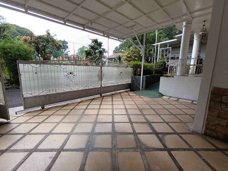 Rumah Mewah 2 Lantai Luas di Komplek Fajar Raya Cimahi - Lingkungan Elite dan Aman 