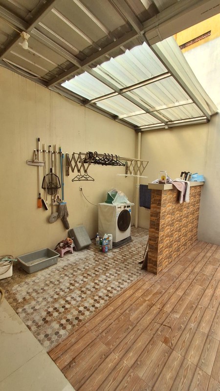 Rumah 2 Lantai Siap Huni dengan Hunian Nyaman dan Asri @Pamulang, Tangerang Selatan