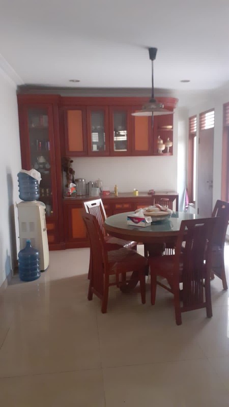 Dijual Rumah Nyaman Semi Furnished - Kebayoran Baru (Blok A)