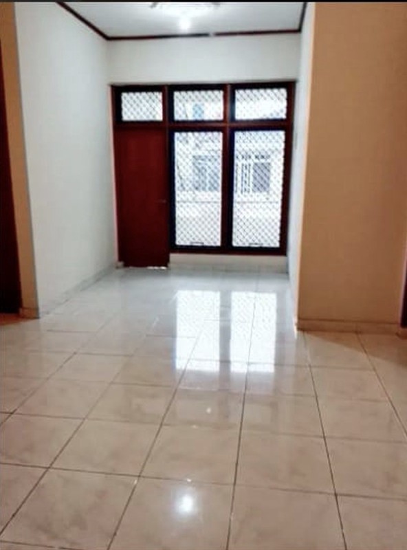 Turun Harga! Rumah 2 Lantai Dekat PIM 2, Pondok Indah