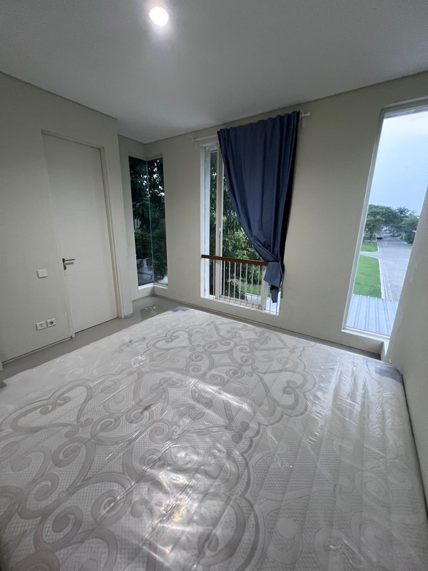 SEWA RUMAH CITRALAND 2 LANTAI NORTHWEST PARK