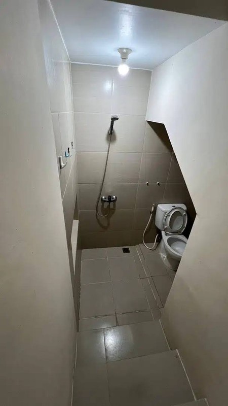 SEWA RUMAH CITRALAND 2 LANTAI NORTHWEST PARK