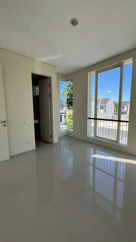 SEWA RUMAH CITRALAND 2 LANTAI NORTHWEST PARK