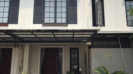Dijual Cepat Rumah 2 lantai di Grand Harvest Surabaya
