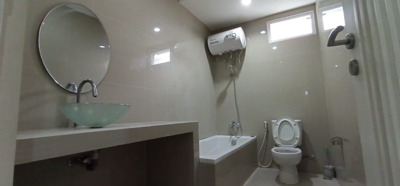 Disewakan Rumah Bagus dengan Kolam Renang - Cipete, Jakarta Selatan