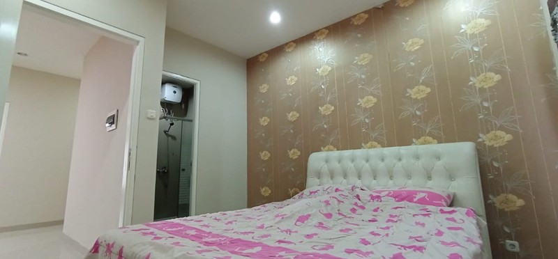 Disewakan Rumah Bagus dengan Kolam Renang - Cipete, Jakarta Selatan