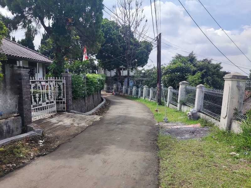 STRATEGIS! Rumah plus Tanah Luas di Bukit Dago, Bandung!