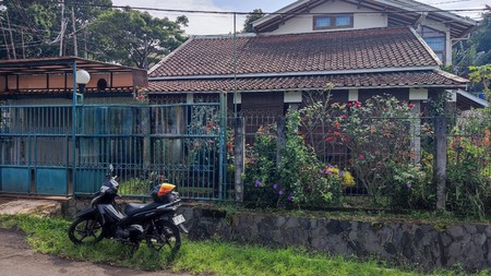 STRATEGIS! Rumah plus Tanah Luas di Bukit Dago, Bandung!