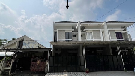 JUAL RUMAH MINIMALIST DI KUTISARI INDAH UTARA 