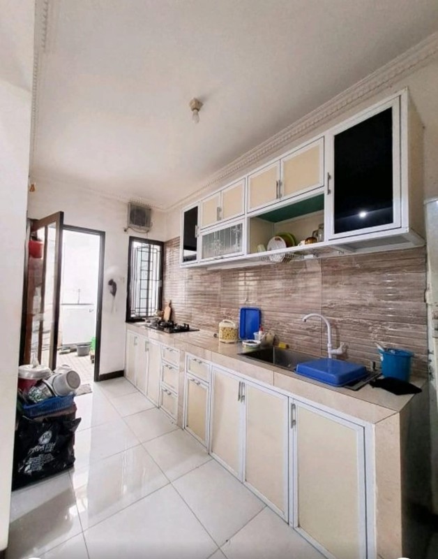Rumah Hunian Dan Paviliun Kost 3 Kamar di Radio Dalam, Jakarta Selatan