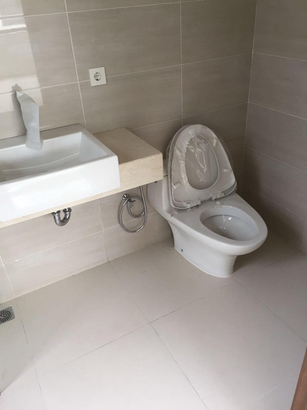 Disewakan Rumah Hook Graha Natura - Garden Ville Surabaya Barat Dekat G Walk Citraland, Pakuwon Mall, Sekolah Cambridge, Sekolah Margie