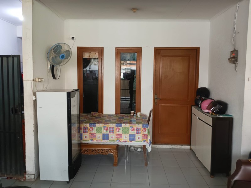 Rumah 2 Lantai Siap Huni dengan Hunian Nyaman dan Asri @Kebayoran Baru, Jakarta Selatan