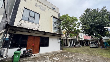 Gedung Kantor Siap Pakai di Jagakarsa - Luas dan Strategis