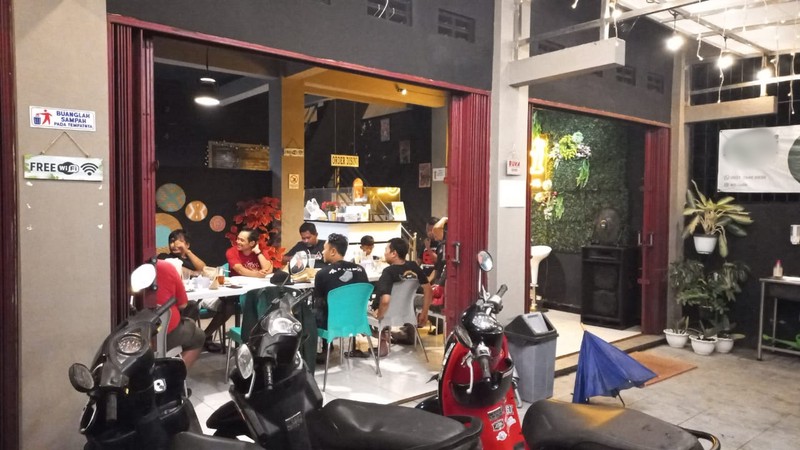 Disewakan Ruko Strategis Eks Café Dekat Pasar Pundong, Bantul 