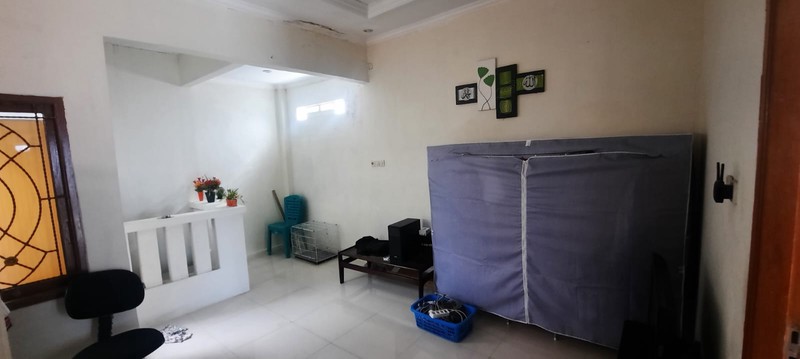Dijual Rumah Siap Huni Di Kompleks Pesona Karawaci , Tangerang